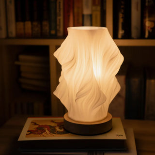 Elegante Serene Wavecrest Lampe für moderne Innenräume