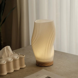 Elegante Serene Wavecrest Lampe für moderne Innenräume