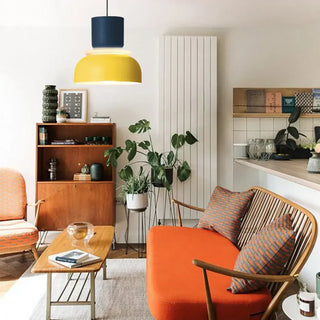 Moderne nordische minimalistische Hängeleuchten mit Farbakzenten