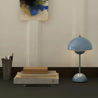 Moderne Touch-Tischleuchte mit Kuppelschirm