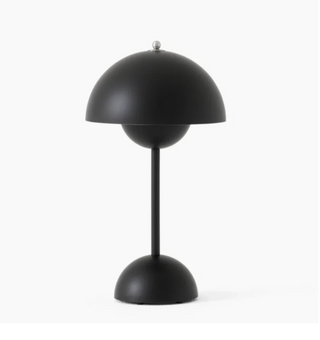Moderne Touch-Tischleuchte mit Kuppelschirm