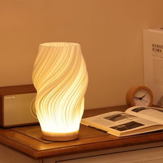 Elegante Serene Wavecrest Lampe für moderne Innenräume