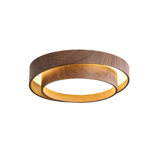 Warm leuchtende Deckenleuchte in Holzoptik