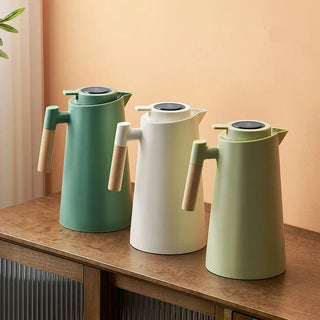 Moderne Intelligente Thermoskanne mit Sensor